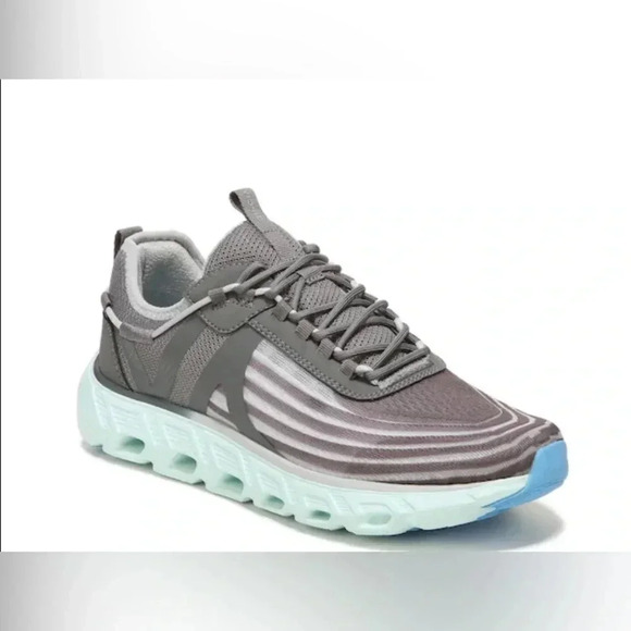 Vionic Fortune Sneaker Women’s Size 10 Supportive Shoe - Picture 1 of 9